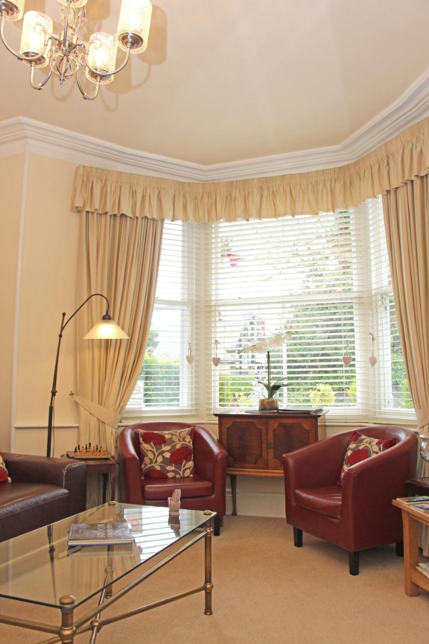 St John'S Lodge Incl Off-Site Leisure Club Windermere Buitenkant foto